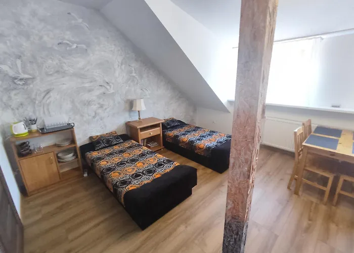 Goscinne Perlowa Kolobrzeg