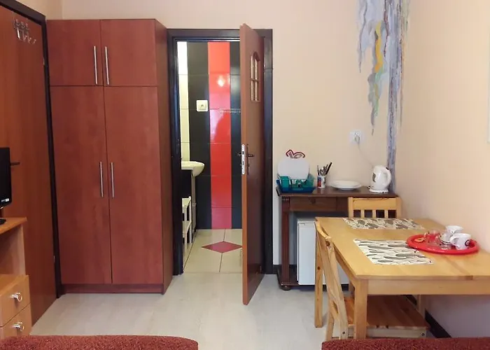 Goscinne Perlowa Kolobrzeg