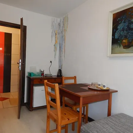 Homestay Goscinne Perlowa *
